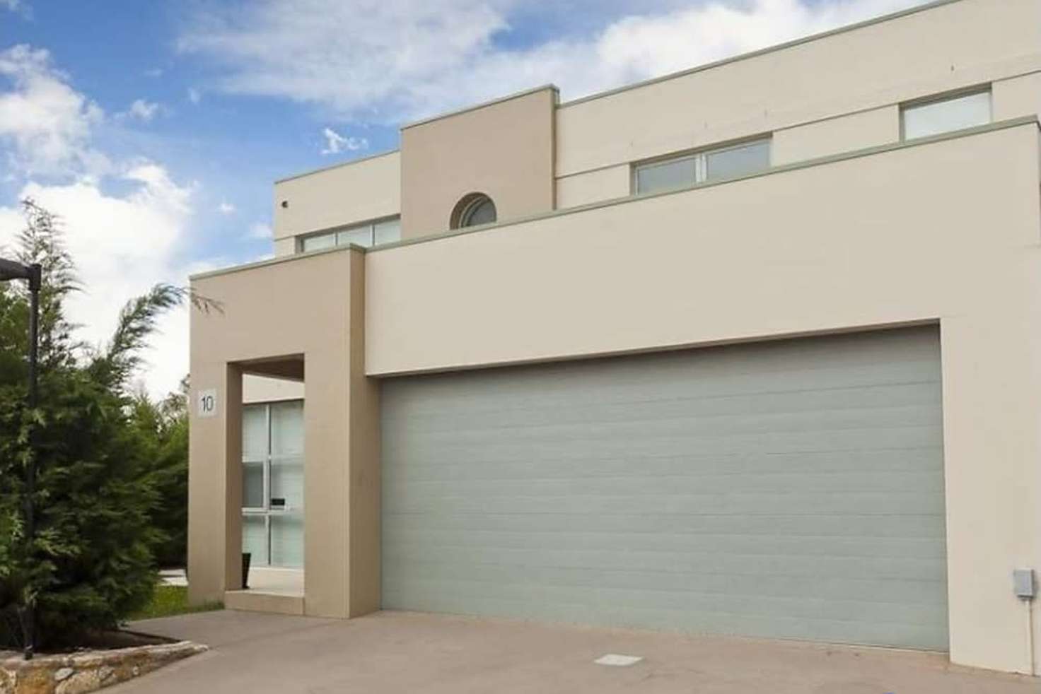 Main view of Homely townhouse listing, 10/6 Webber Crescent, Calwell ACT 2905