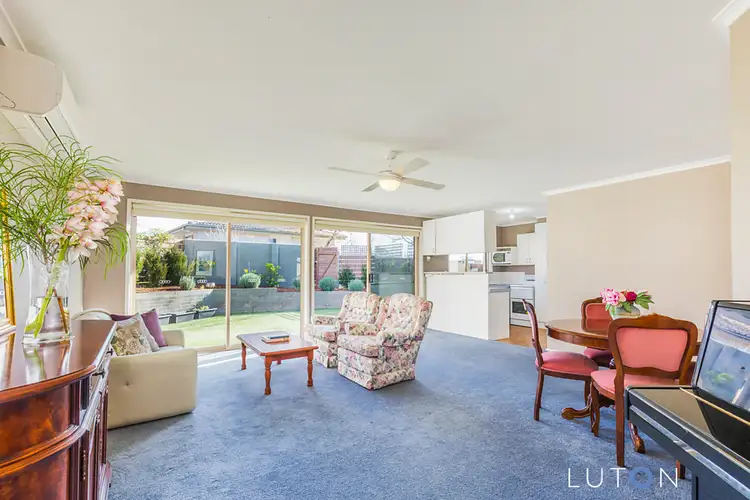 3/6 Kemsley Place, Pearce ACT 2607