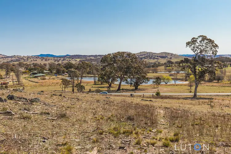 68 Cavanagh Close, Googong NSW 2620