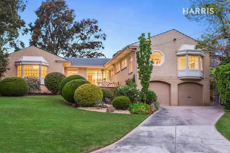 10 Crompton  Drive, Wattle Park SA 5066