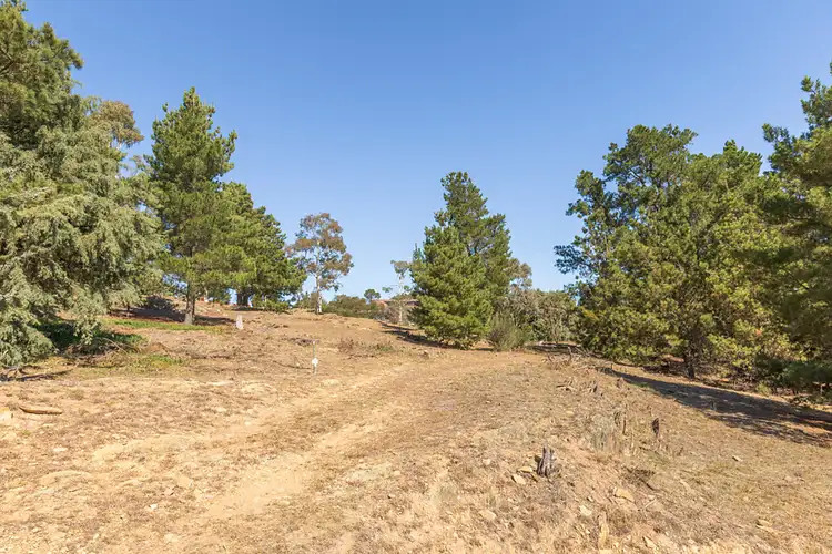 29 Mol Crescent, Googong NSW 2620