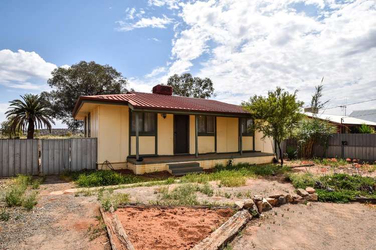 676 McGowen Street, Broken Hill NSW 2880