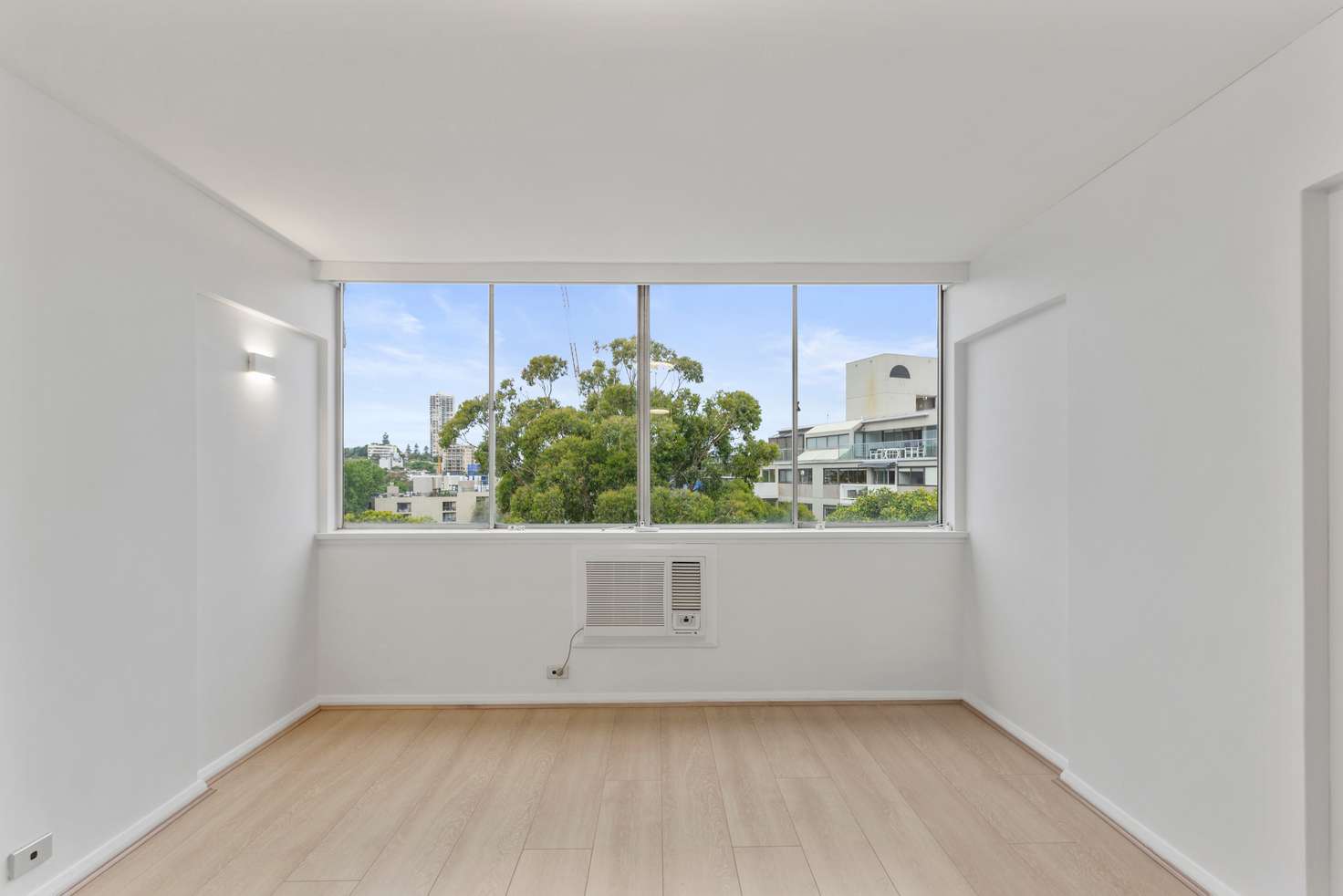 Main view of Homely apartment listing, 55/68 Roslyn Gardens, Elizabeth Bay NSW 2011