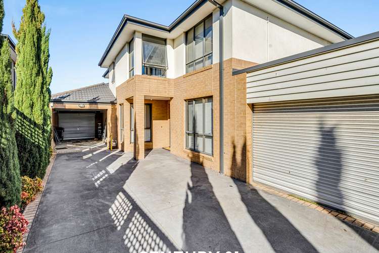 Main view of Homely townhouse listing, 2/4 Hilltop Avenue, Clayton VIC 3168