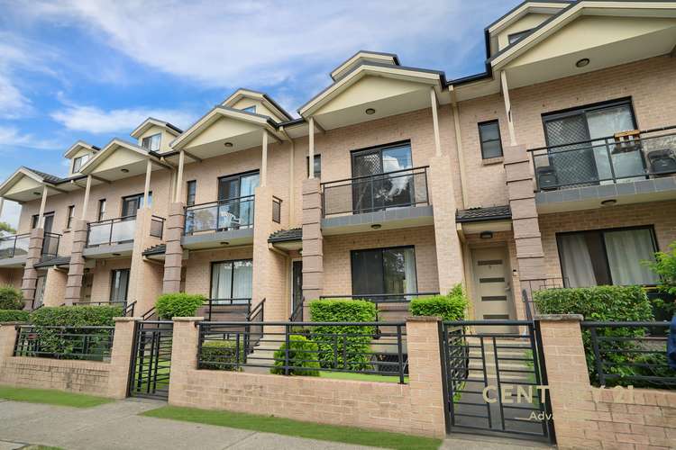 Main view of Homely townhouse listing, 4/509-511 Wentworth Avenue, Toongabbie NSW 2146