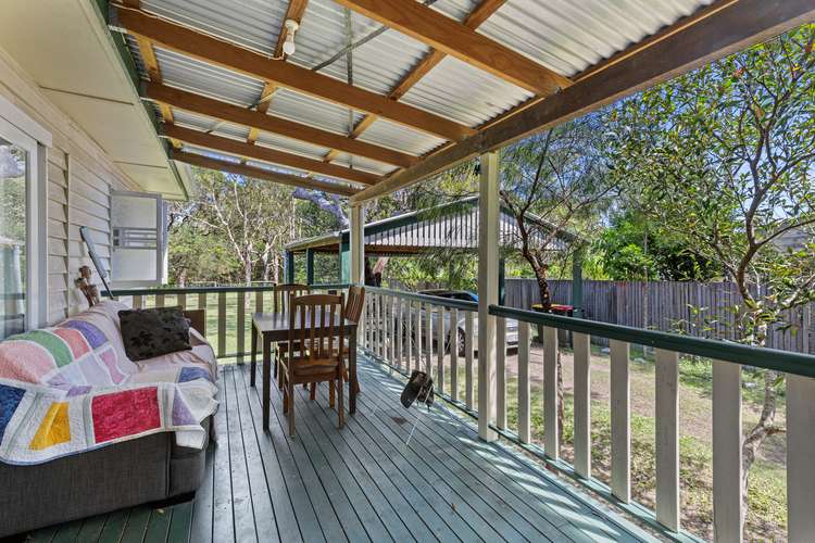 33 Ark Royal Drive, Cooloola Cove QLD 4580