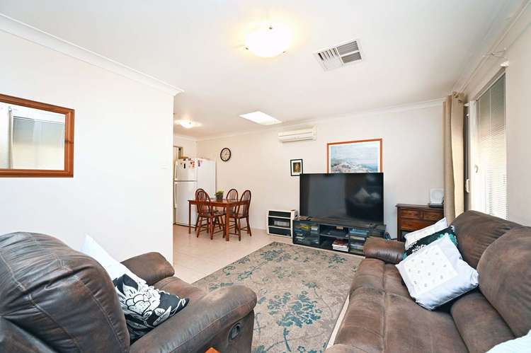 Fourth view of Homely house listing, 14 Cressida Way, Camillo WA 6111