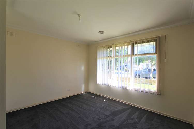 Sixth view of Homely house listing, 19 Keets Court, Springvale VIC 3171