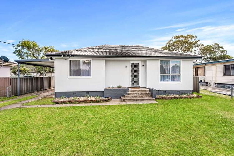 21 Cassia Crescent, Gateshead NSW 2290