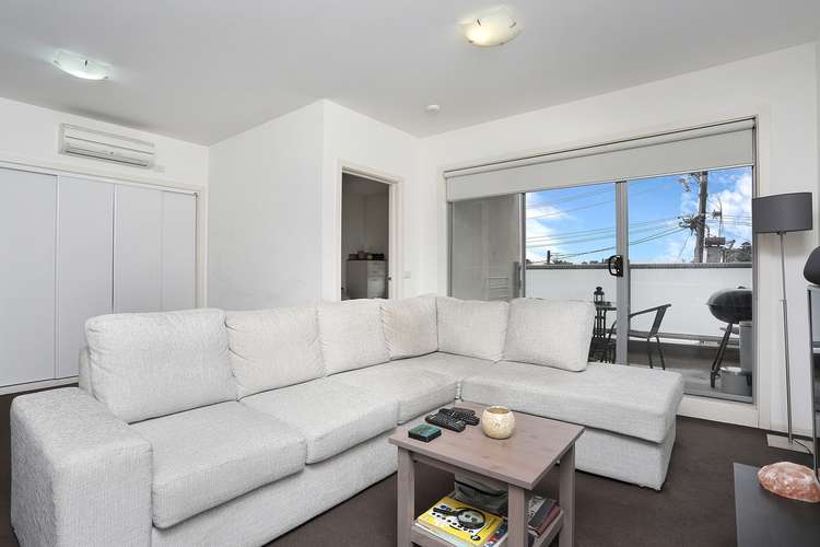 Main view of Homely apartment listing, 2/43 Morton Street, Clayton VIC 3168