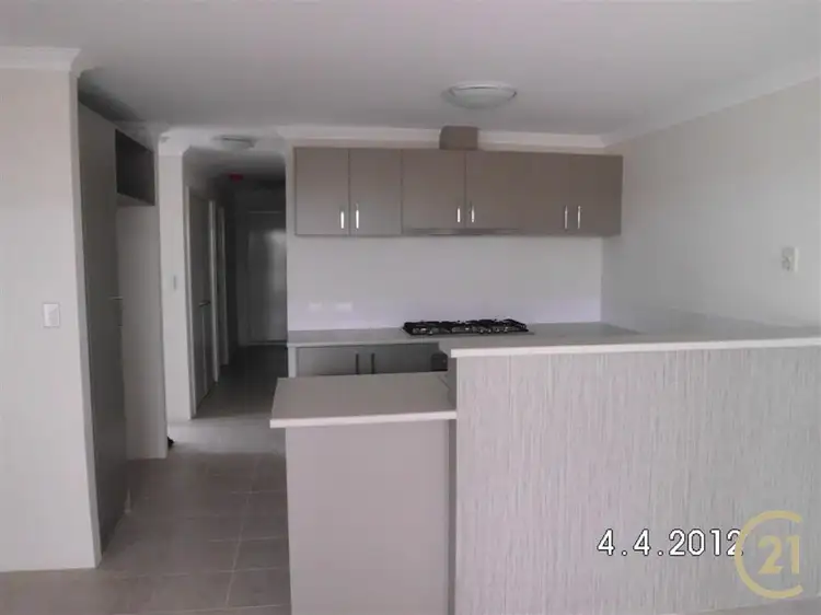 Second view of Homely house listing, 5/25 Dowerin Circuit, Lakelands WA 6180