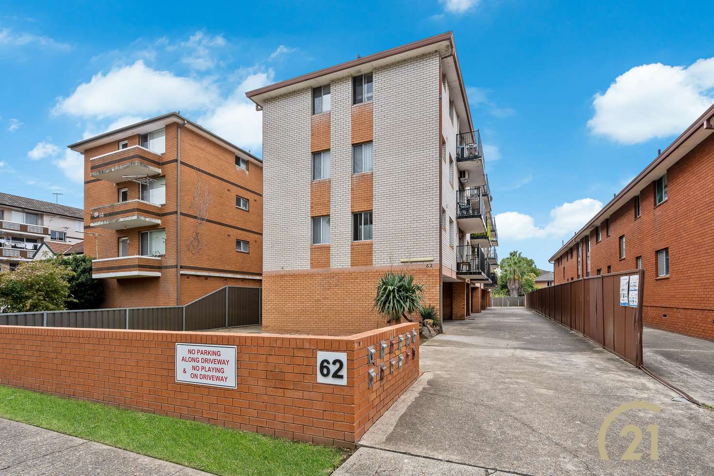 Main view of Homely unit listing, 2/62 Hamilton Road, Fairfield NSW 2165
