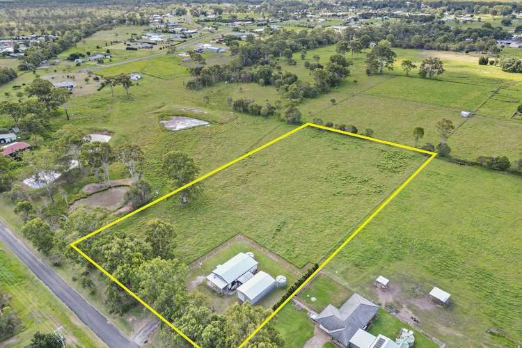 10 Boundary Road, Oakhurst QLD 4650