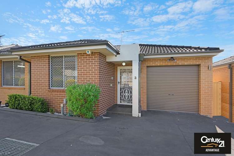 Main view of Homely villa listing, 3/183 Targo Road, Girraween NSW 2145