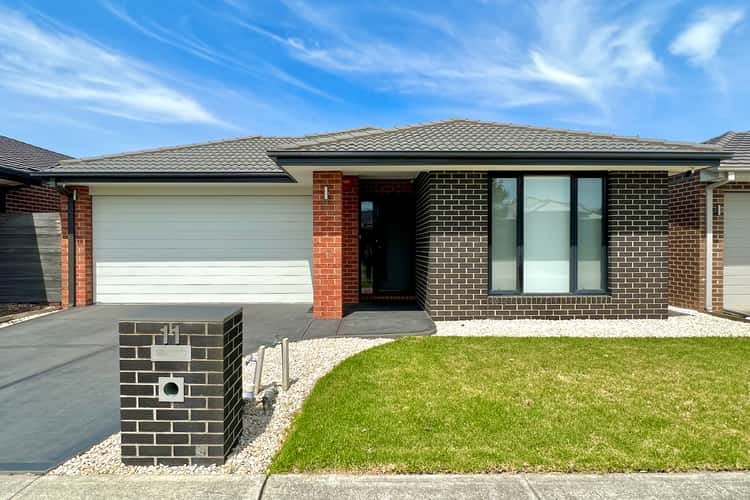 11 Dana Street, Officer VIC 3809