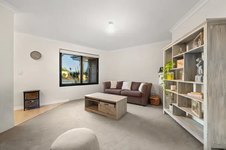 Fifth view of Homely house listing, 7 Cairnsmore Chase, Kinross WA 6028
