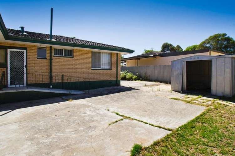 Fourth view of Homely house listing, 6 Ennis Court, Orelia WA 6167