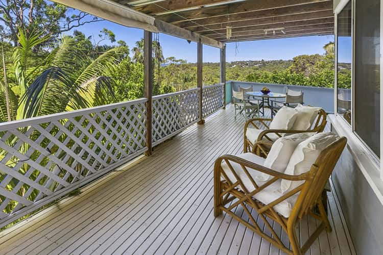 8 WOODFIELD AVENUE, Bundeena NSW 2230