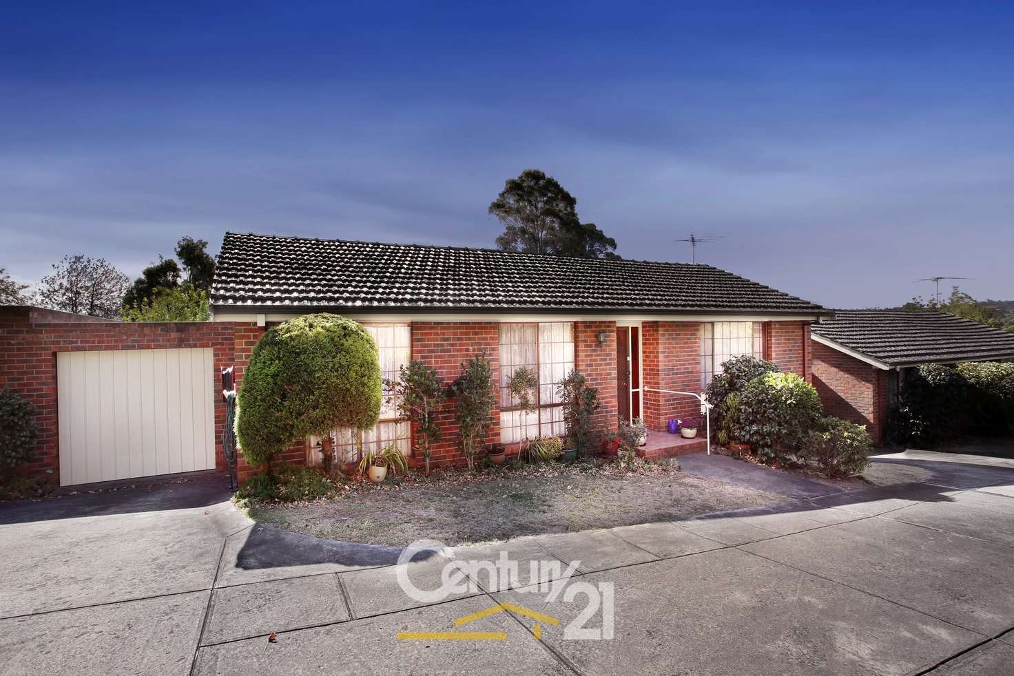 Main view of Homely unit listing, 2/31 Wilson Street, Berwick VIC 3806