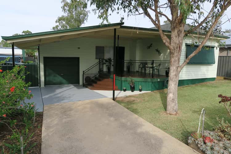 28 Lincoln Drive, Cambridge Park NSW 2747