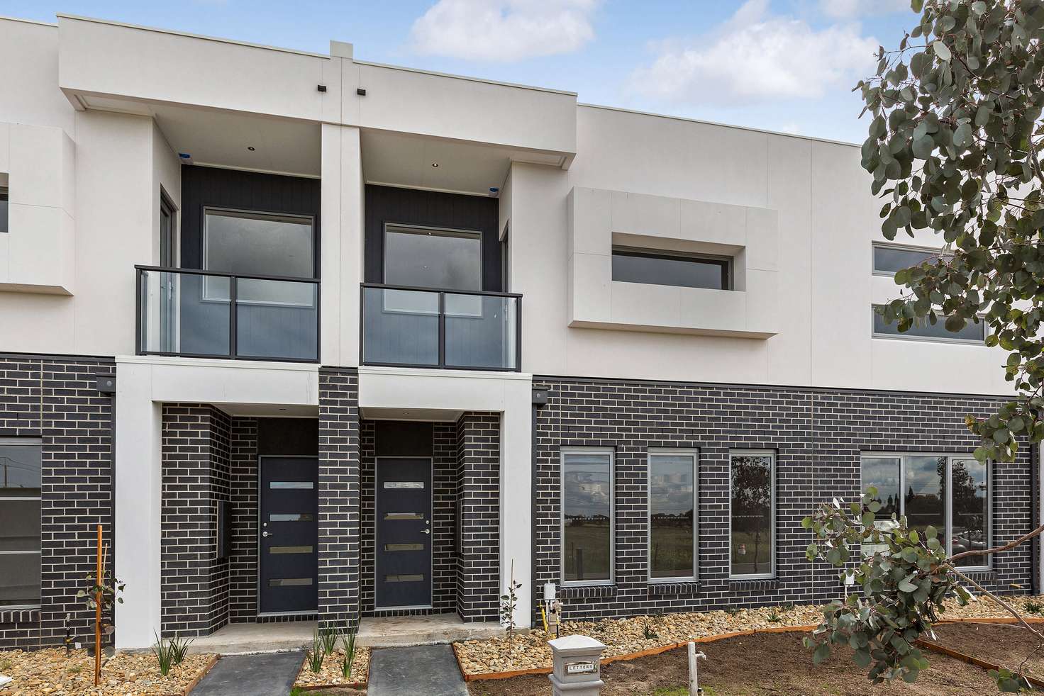Main view of Homely townhouse listing, 25 Saturn Drive, Truganina VIC 3029