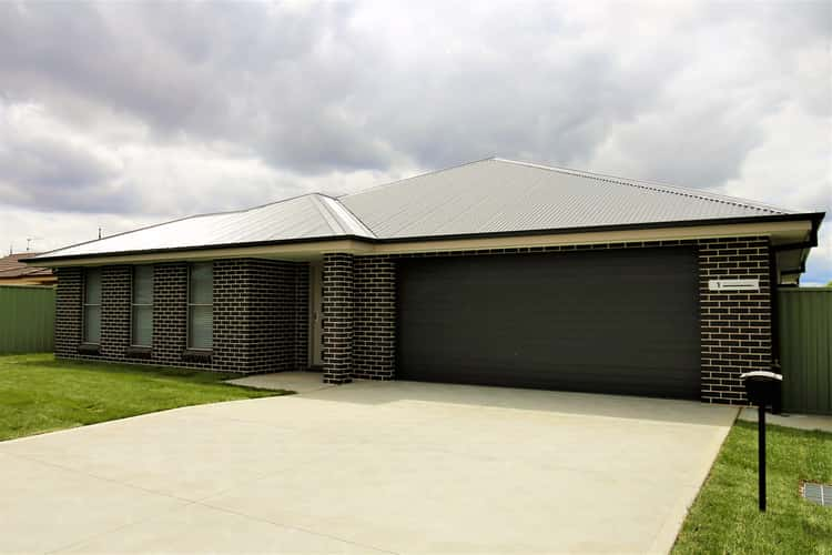 Main view of Homely house listing, 1 Todd Street, Bathurst NSW 2795