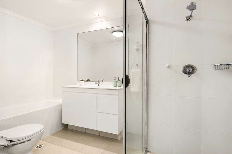 Fifth view of Homely apartment listing, 207/298 Sussex Street, Sydney NSW 2000