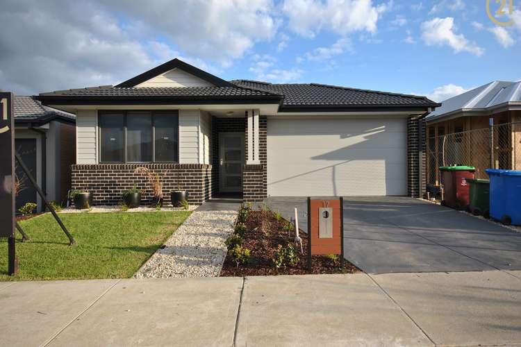 Main view of Homely house listing, 17 Gilcambon Way, Clyde North VIC 3978