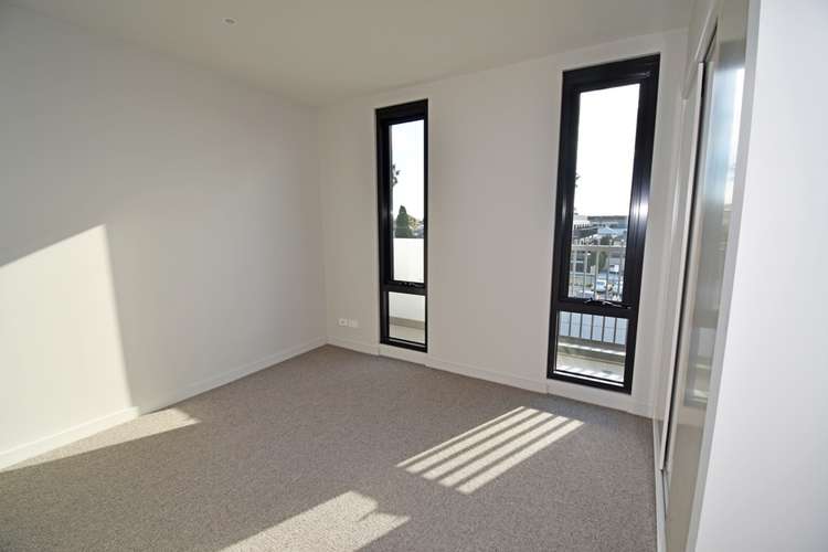 Fifth view of Homely apartment listing, 204/23 Bent Street, Bentleigh VIC 3204