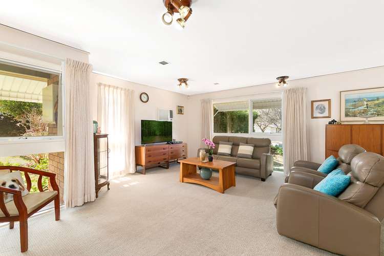 2 Ainslie Cl, St Ives Chase NSW 2075