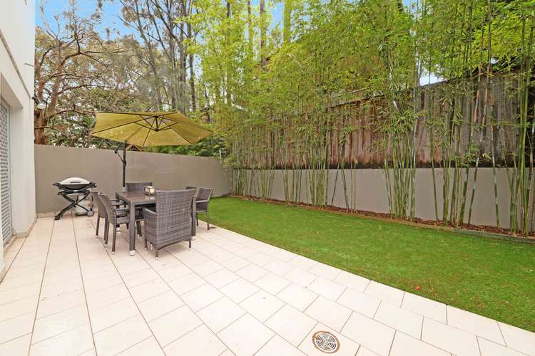 Main view of Homely apartment listing, 4/30 Penkivil Street, Bondi NSW 2026