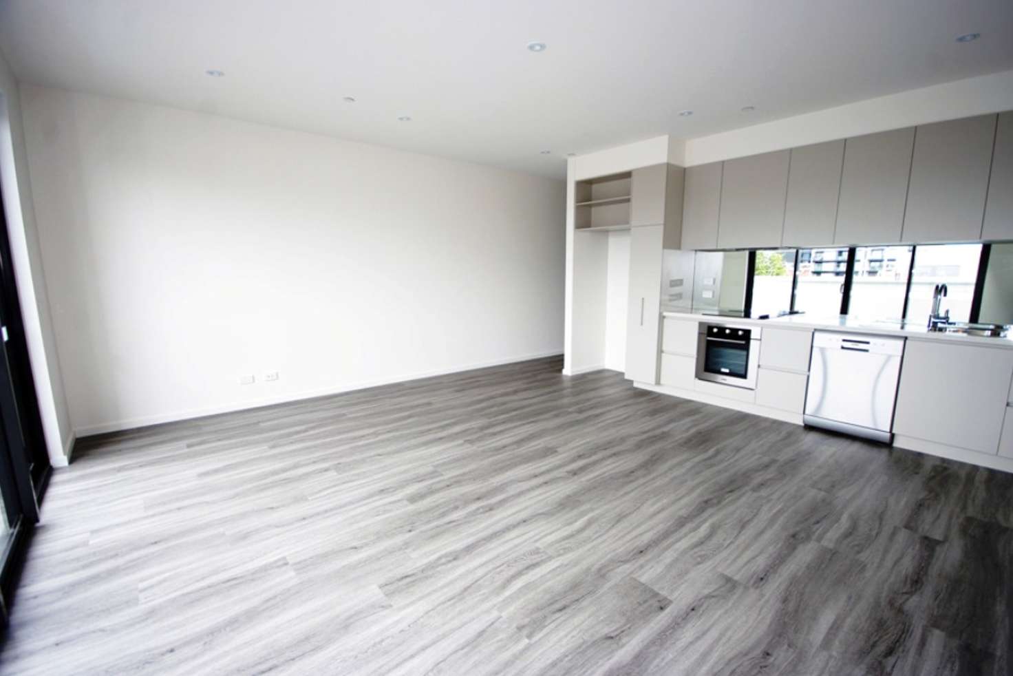 Main view of Homely apartment listing, 3/477 South Road, Bentleigh VIC 3204