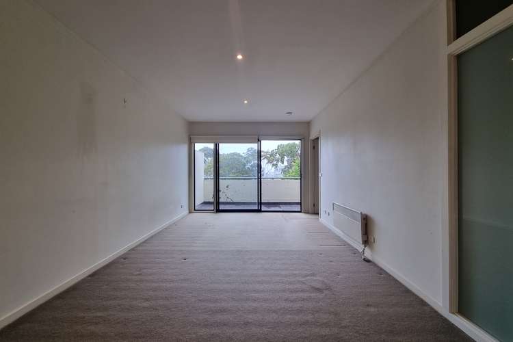 Fourth view of Homely apartment listing, 33/2 Greenfield Drive, Clayton VIC 3168