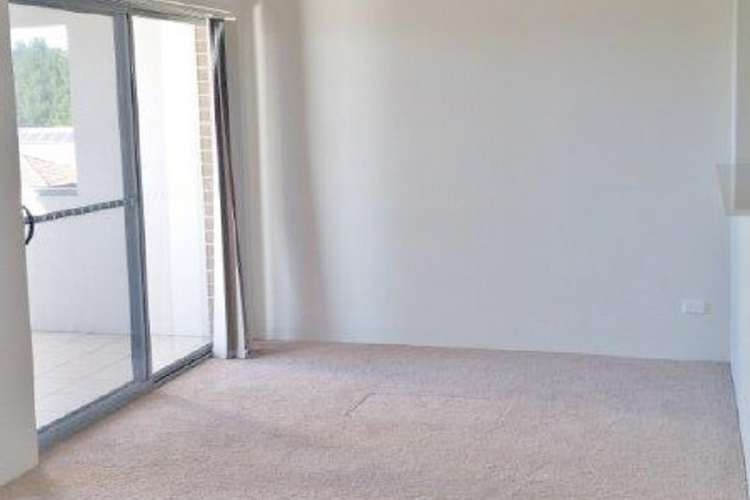 Third view of Homely apartment listing, 5/7-9 King Street, Campbelltown NSW 2560