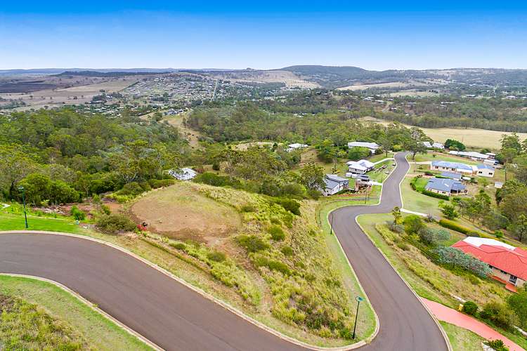 12 Panoramic Drive, Preston QLD 4352