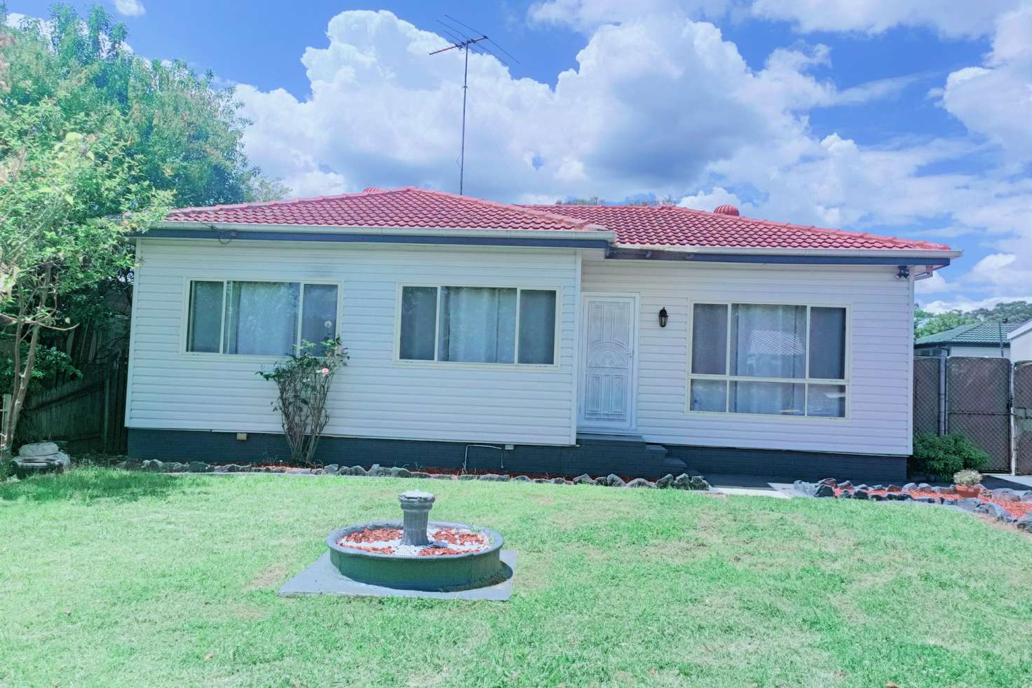 Main view of Homely house listing, 52 Surrey St, Minto NSW 2566
