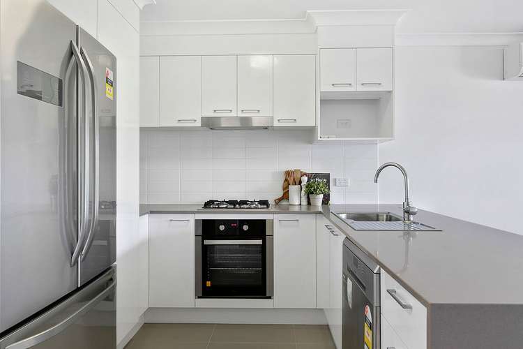 Third view of Homely apartment listing, 8/17 Bride Street, Wynnum QLD 4178