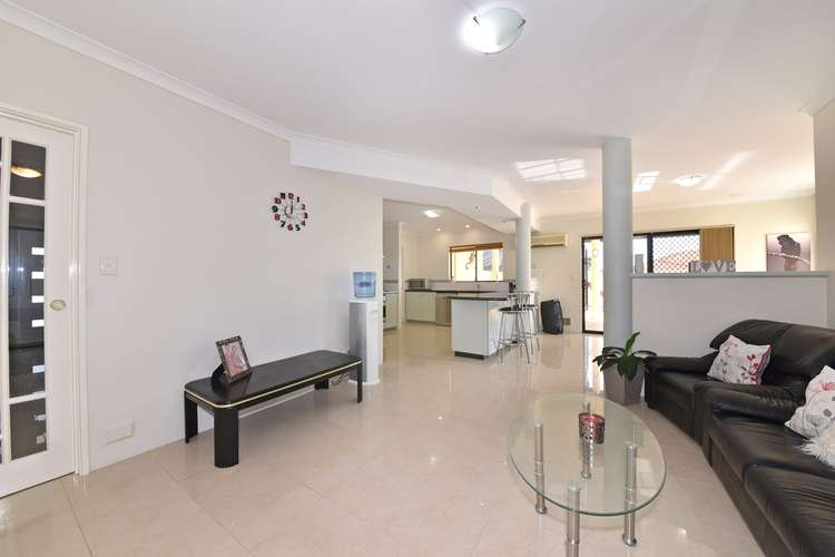 Fourth view of Homely house listing, 9 Trieste Court, Mindarie WA 6030