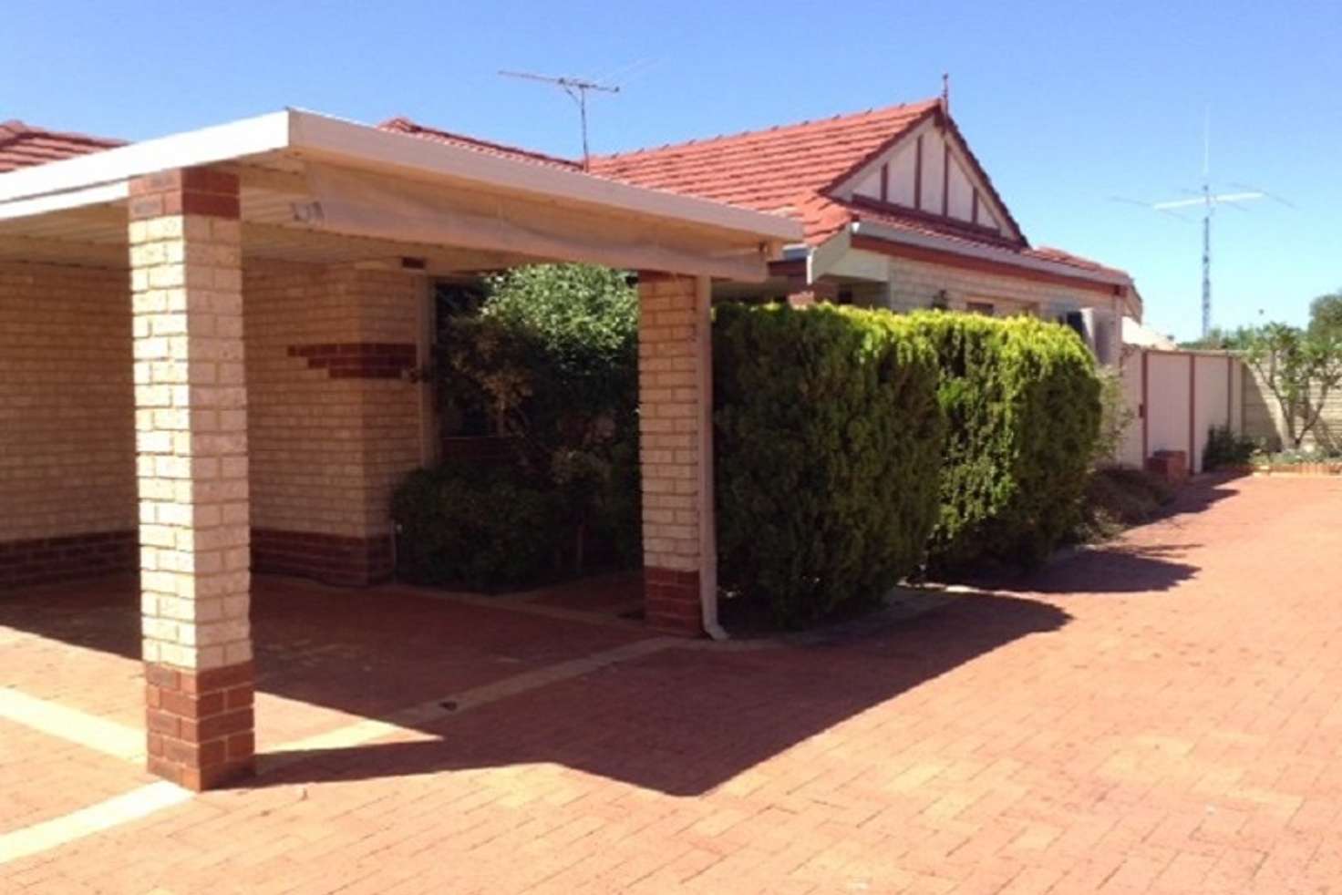 Main view of Homely unit listing, 3/16 Inverness Court, Cooloongup WA 6168