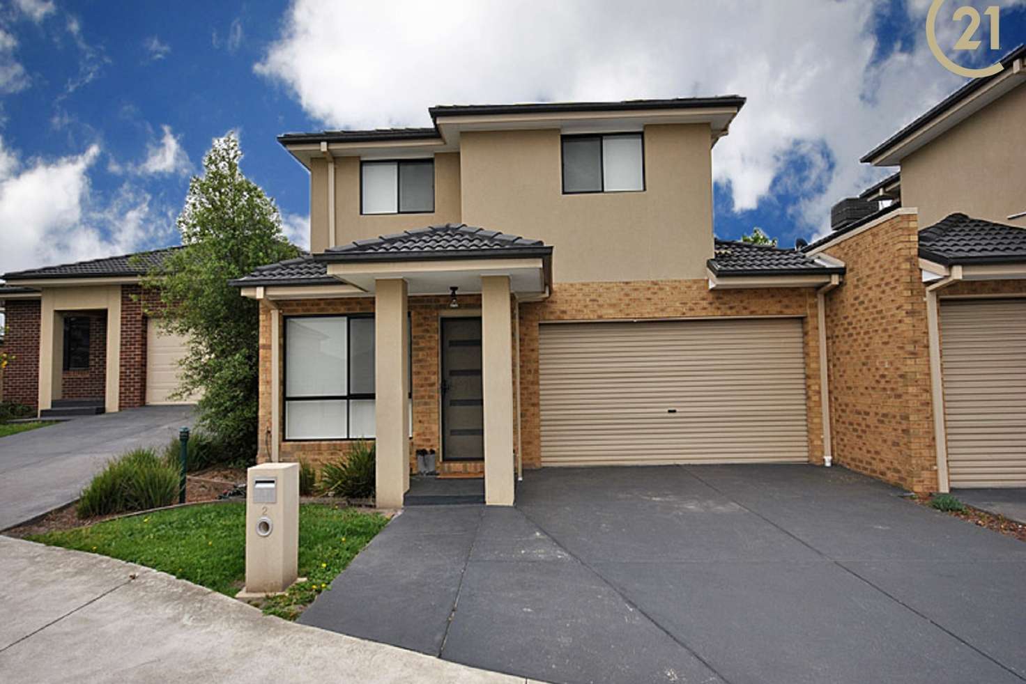 Main view of Homely townhouse listing, 2/59 Fairholme Boulevard, Berwick VIC 3806