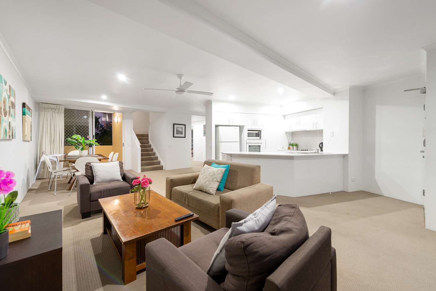 Main view of Homely apartment listing, 10 Alexandra Avenue, Mermaid Beach QLD 4218