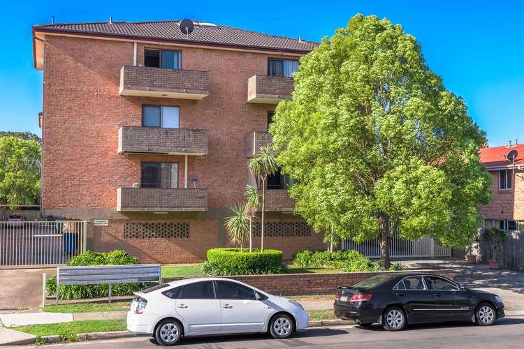 4/60 Harris Street, Fairfield NSW 2165