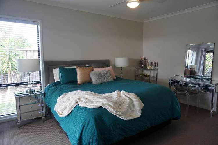 Second view of Homely house listing, 31 Foxwood Circuit, Wakerley QLD 4154