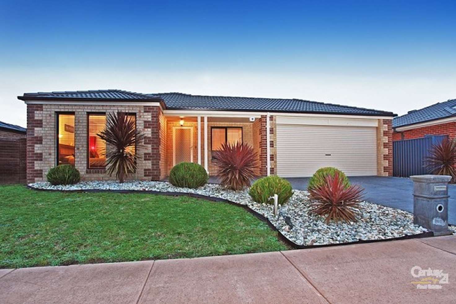 Main view of Homely house listing, 10 Radiata Circuit, Pakenham VIC 3810