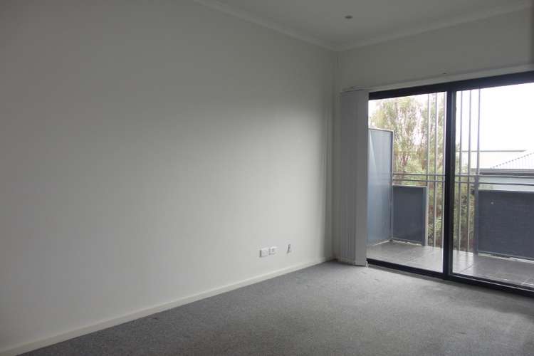 Fifth view of Homely apartment listing, 14/1 Eucalyptus Mews, Notting Hill VIC 3168