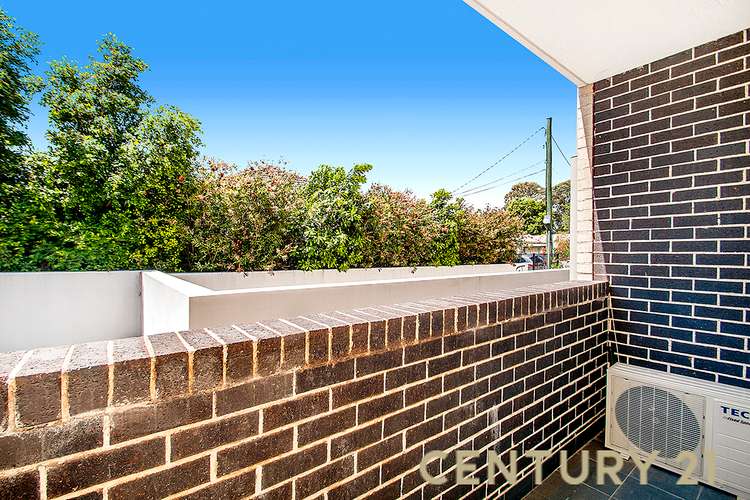 Fourth view of Homely unit listing, 2/4 Barangaroo Road, Toongabbie NSW 2146