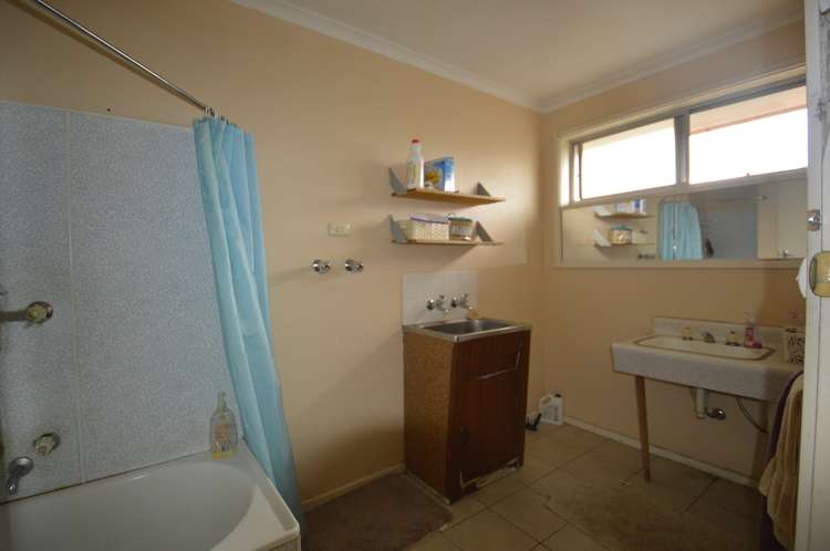 Fifth view of Homely unit listing, 1/102 McCrae Street, Dandenong VIC 3175