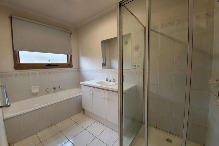 Fifth view of Homely unit listing, 1/1 Alaster Court, Hampton Park VIC 3976
