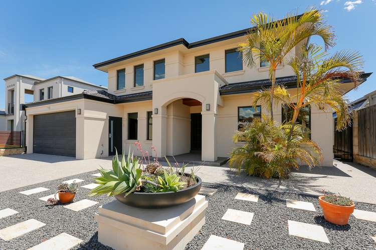 Second view of Homely house listing, 7 Bantry Bend, Mindarie WA 6030