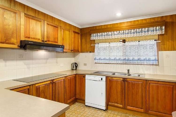 Fourth view of Homely house listing, 4 Escott Grove, Berwick VIC 3806